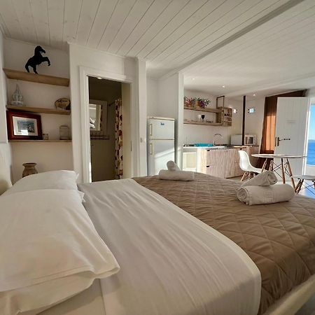 Апартаменти Mykonos Tourlos Nests - Sea View Escape Екстер'єр фото